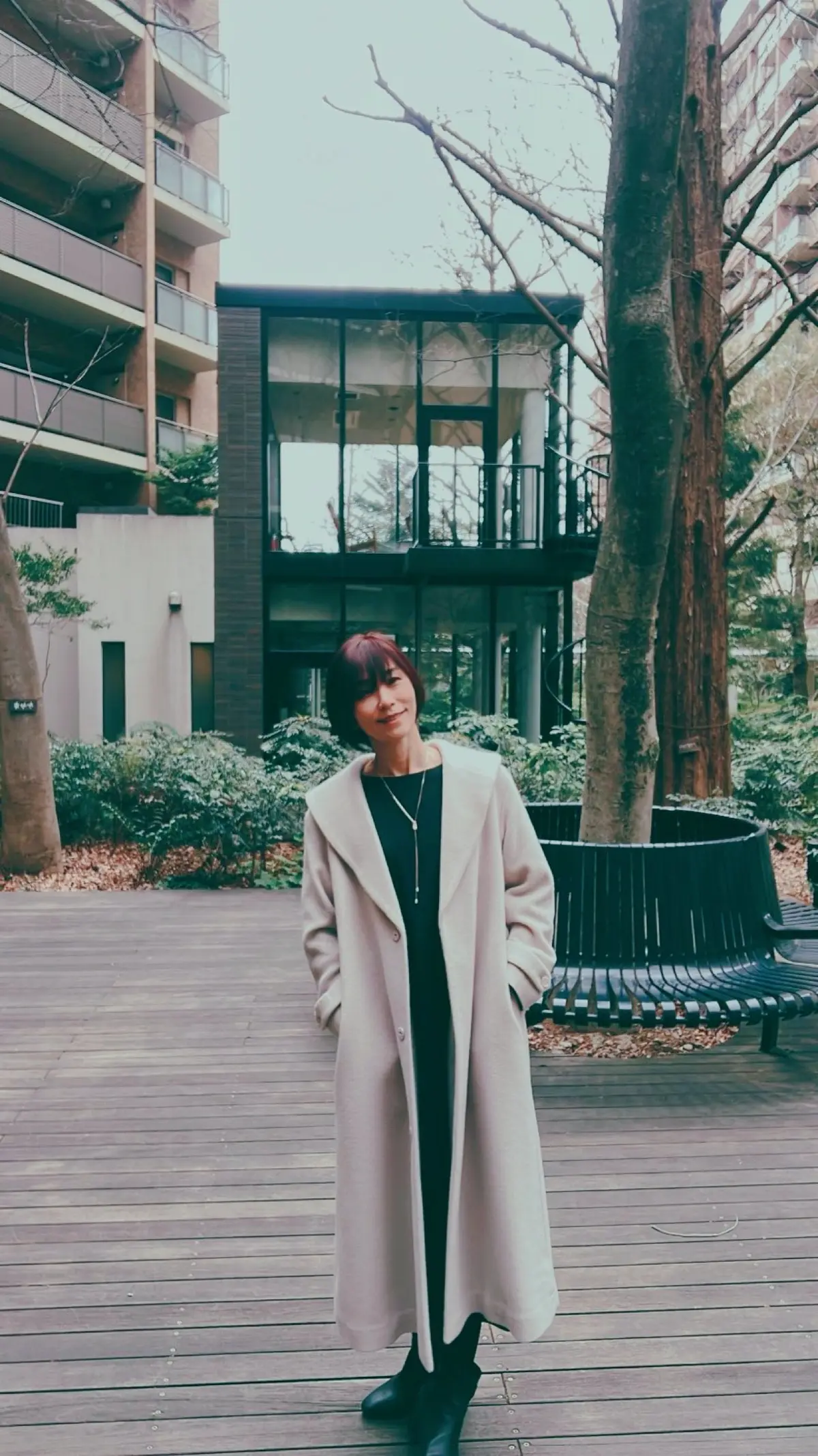 50代若見えヘアスタイル　50代ヘアスタイル　ショートボブ　ショート　ショートヘア　ミディアム　ヘアカラー　ショートとボブの間　こなれショート　エクラjマダム アラフィーヘア　アラフィフヘア　50代ショート　 老けないショート