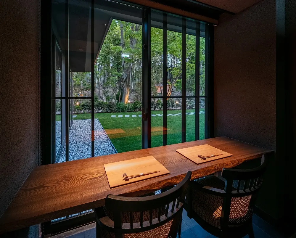 プライベート感を大切にした、ゆとりある個室に準じる空間