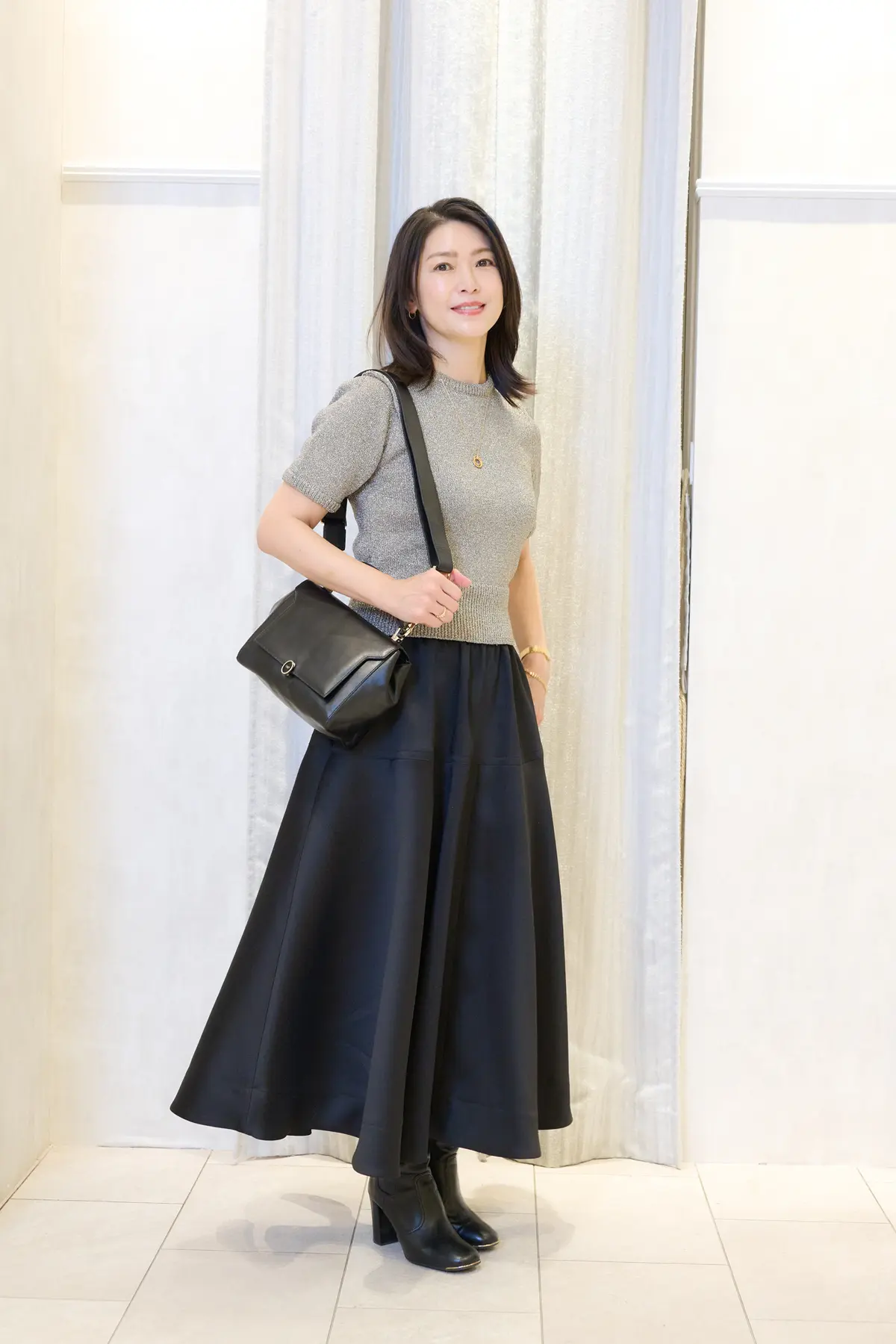 フレアスカートでつくる50代の冬のパーテの画像_6