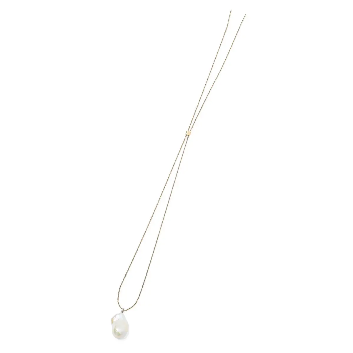 【小物で華やぐ涼感ラグジュアリースタイルの画像_11