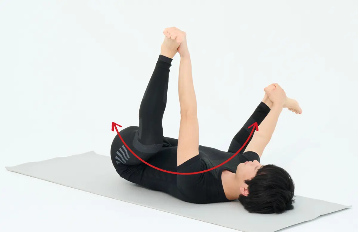 OurAge×Webエクラ　床バレエ_股関節を開いて体ゴロゴロ＆膝パカ