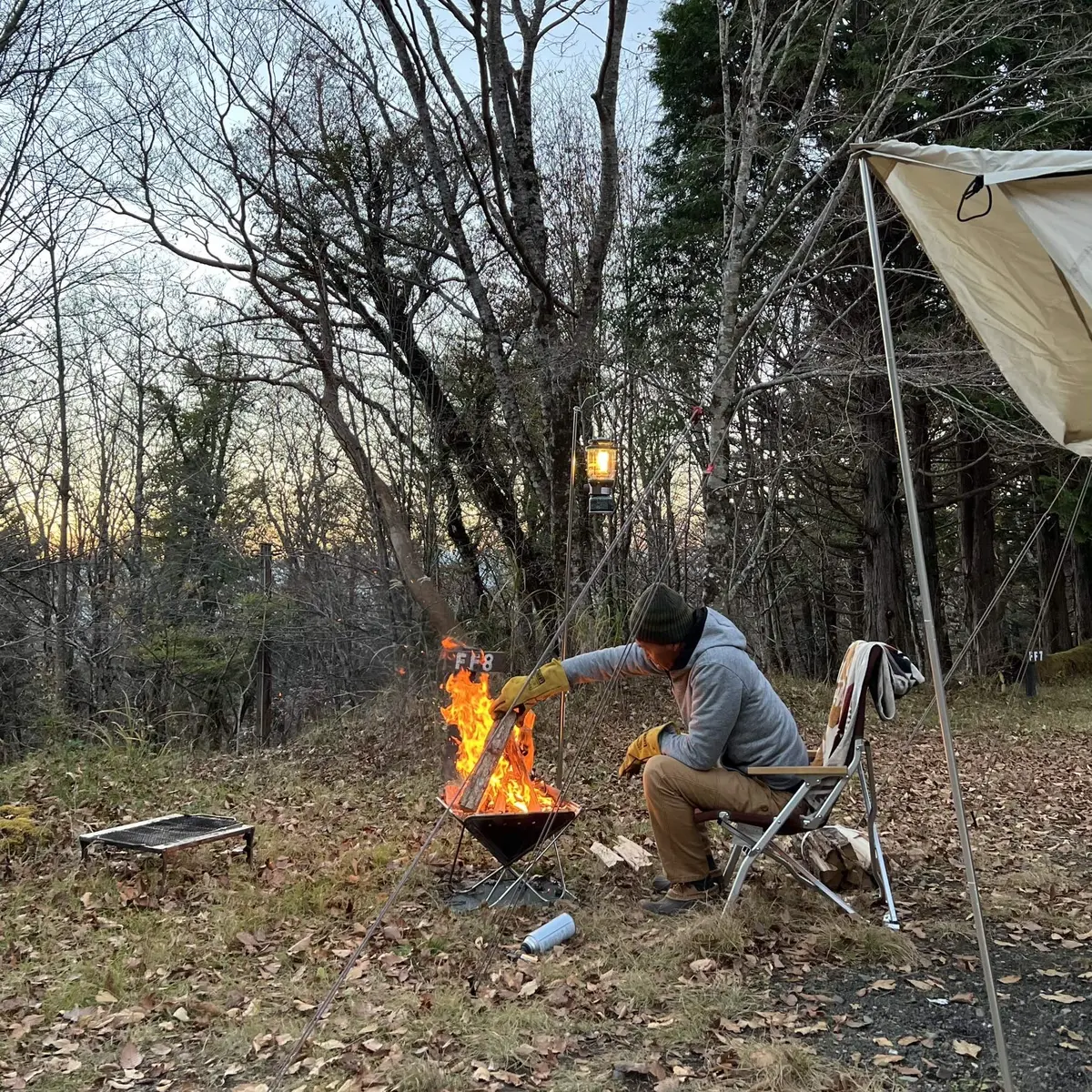 キャンプ場「PICA表富士」でのキャンプ、薪