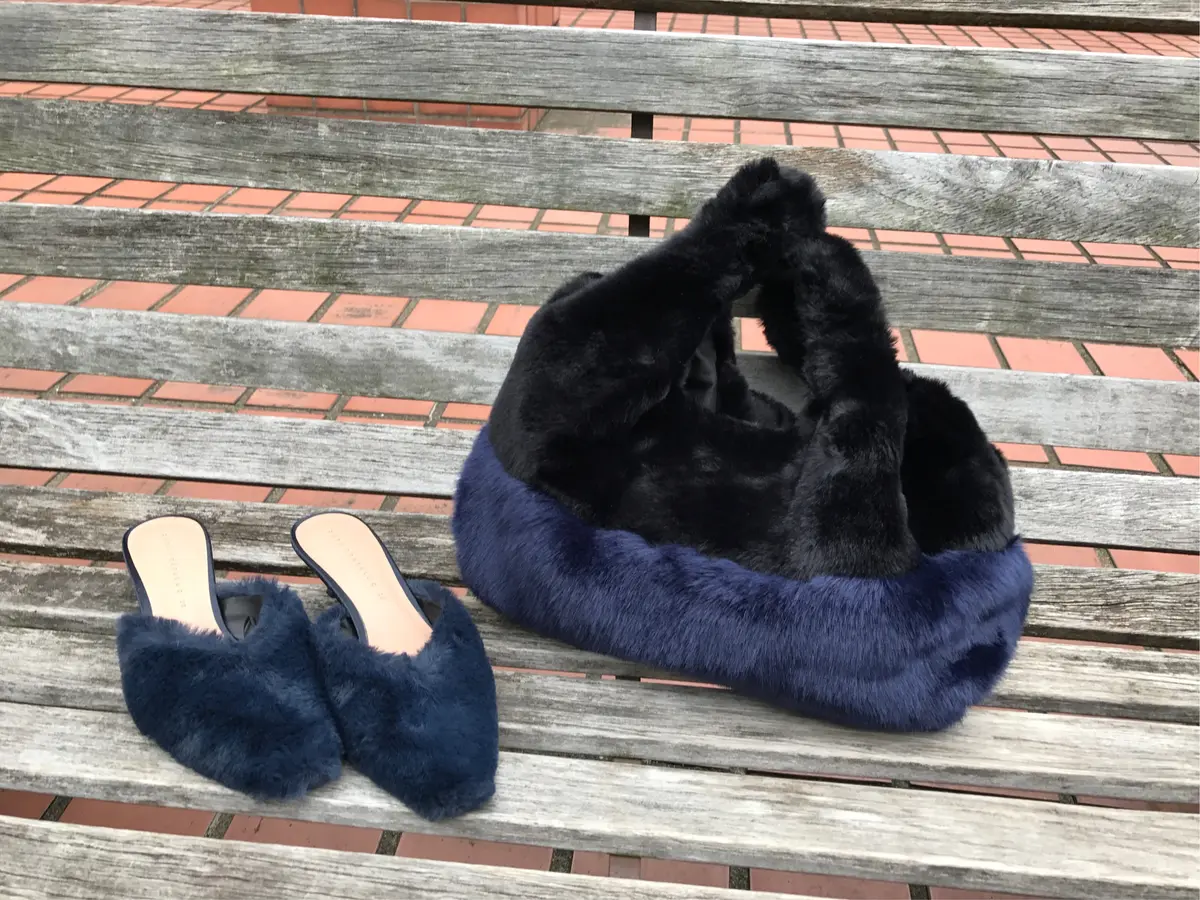 流行りのモフモフバッグとシューズ☆の画像_1