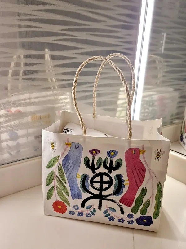 GUのデニムシャツでミッドタウン日比谷のの画像_8