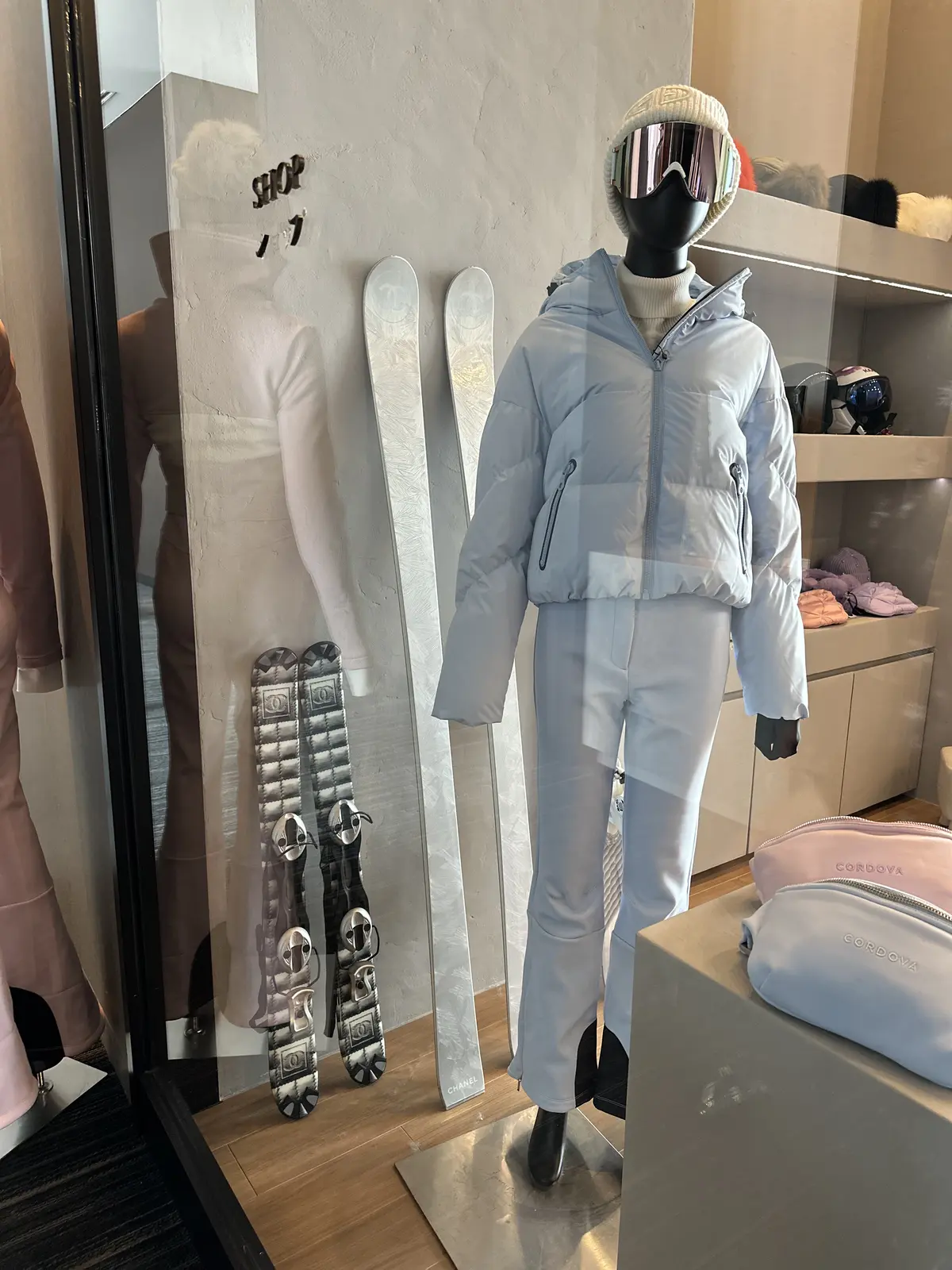 今シーズン初滑りは沢山の魅力に溢れたニセの画像_14