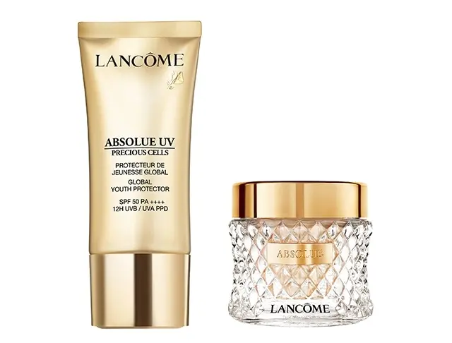 アプソリュ プレシャスセルUV SPF50・PA++++ 30㎖ ￥14,300・アプソリュ タンサブリムエッセンス 全2色 35㎖ ￥18,150／ランコム