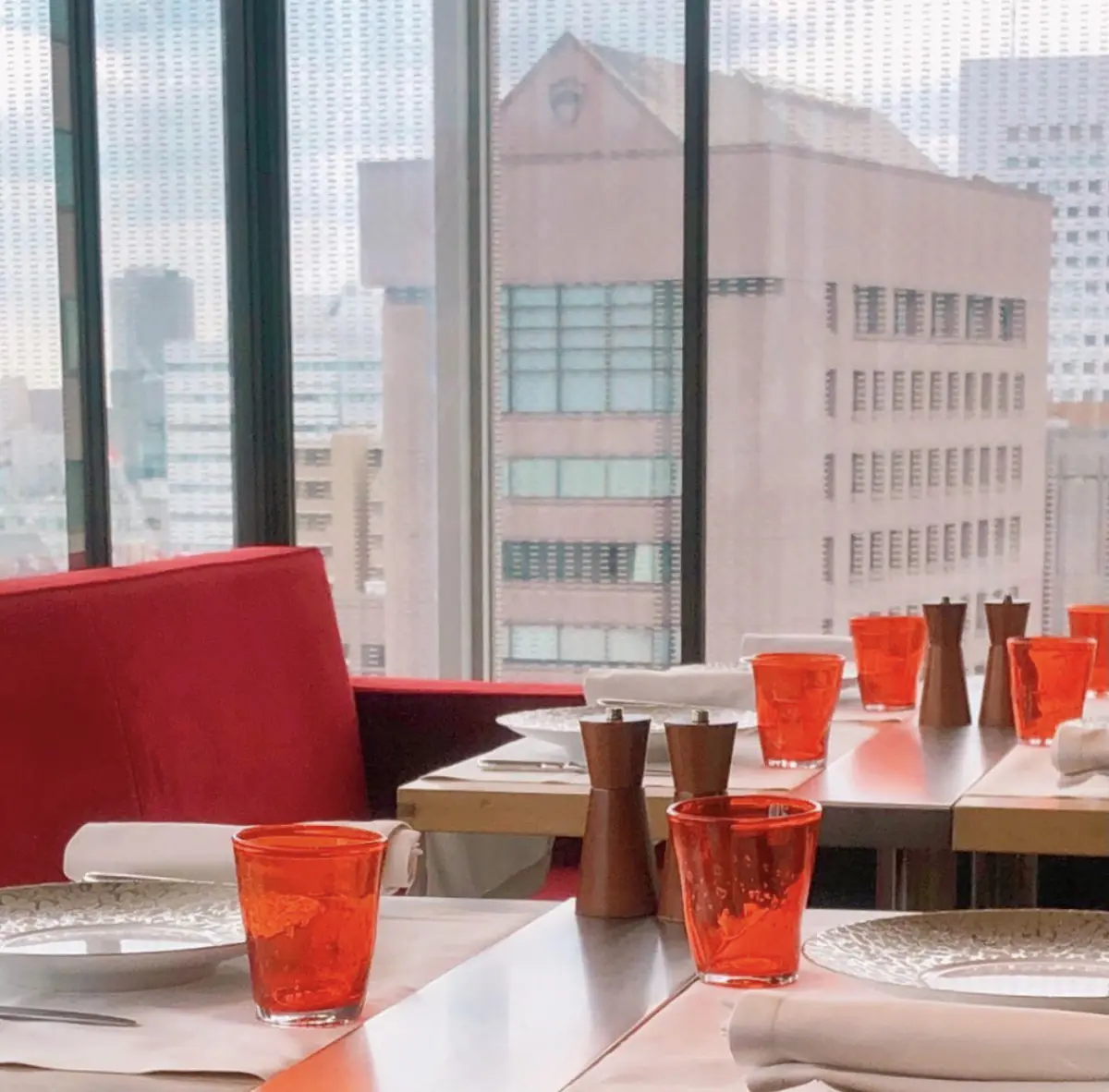 窓から青山学院大学