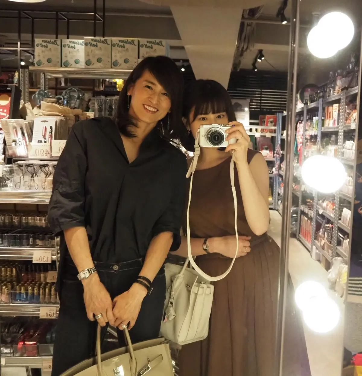 夏のブラックトップス2️⃣の画像_3