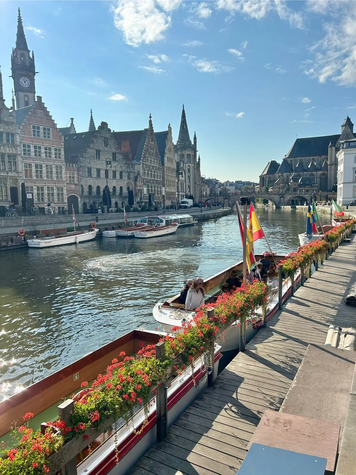 ベルギー　観光　運河クルーズ