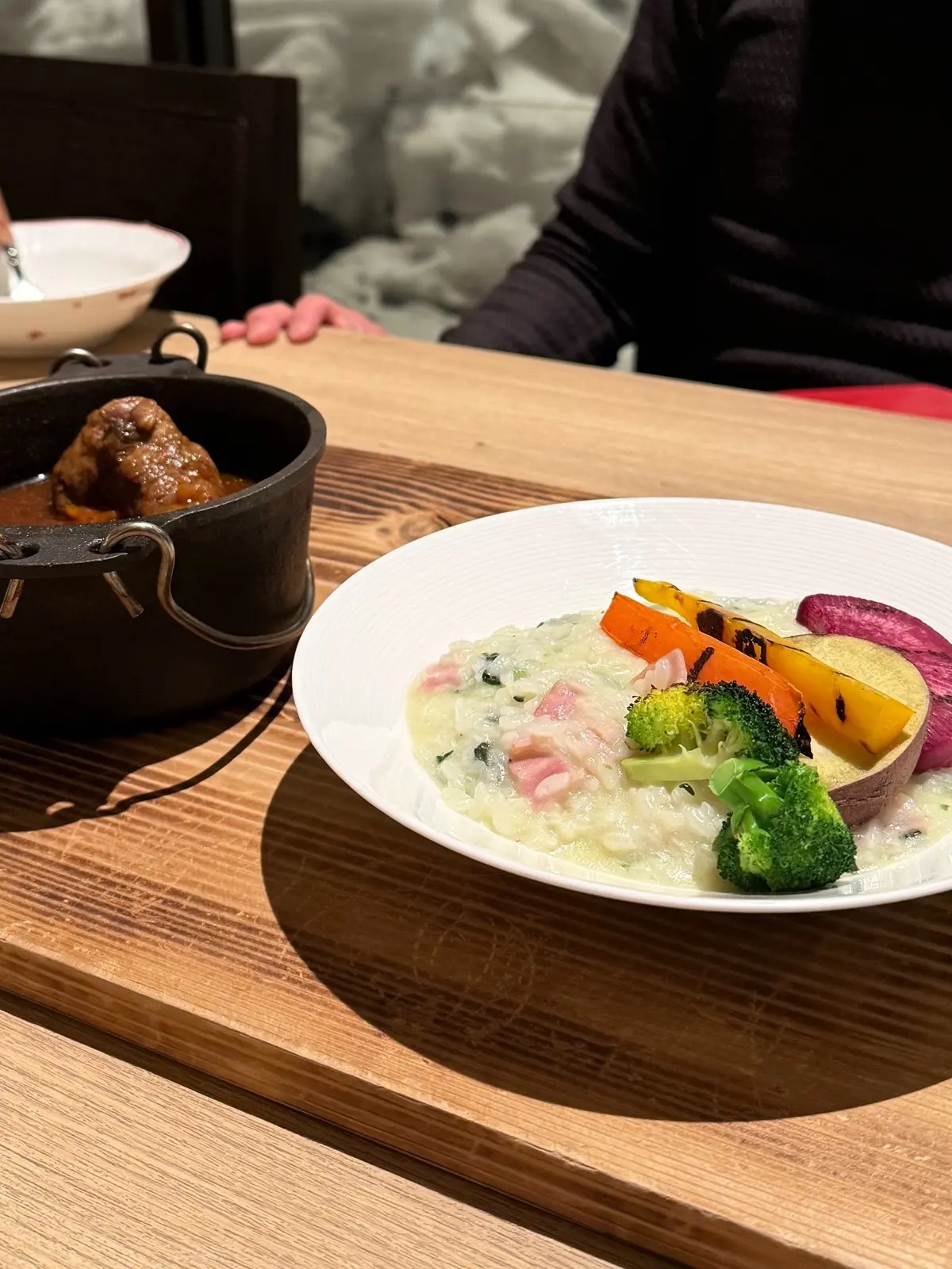 長野県　白馬村　ホテル　コートヤード・バイ・マリオット白馬　レストラン　LAVAROCK（ラヴァロック）　料理写真