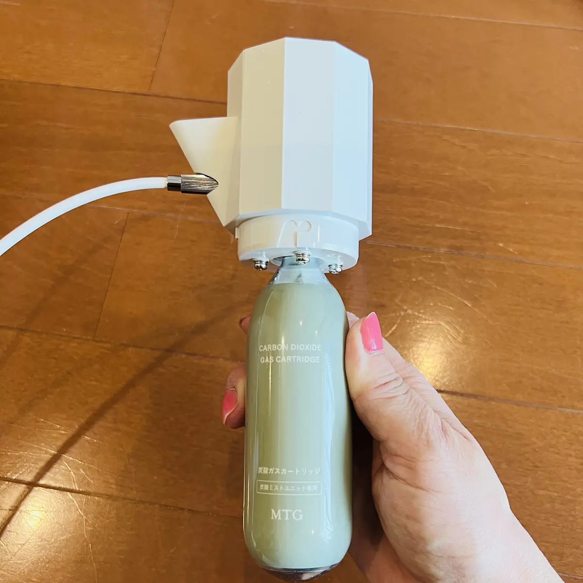 ウルトラ炭酸ミストデバイス　MEGLY