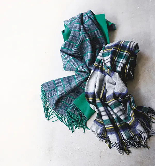 チェック柄ストール