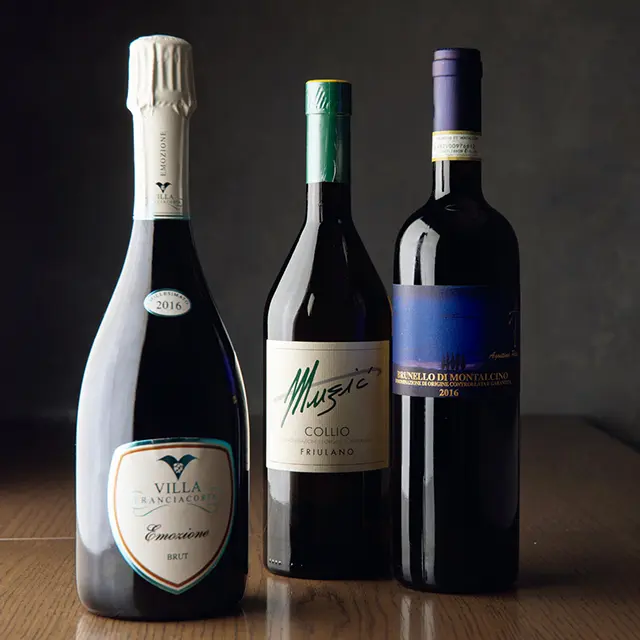 セラーには600本のボトルをストック。