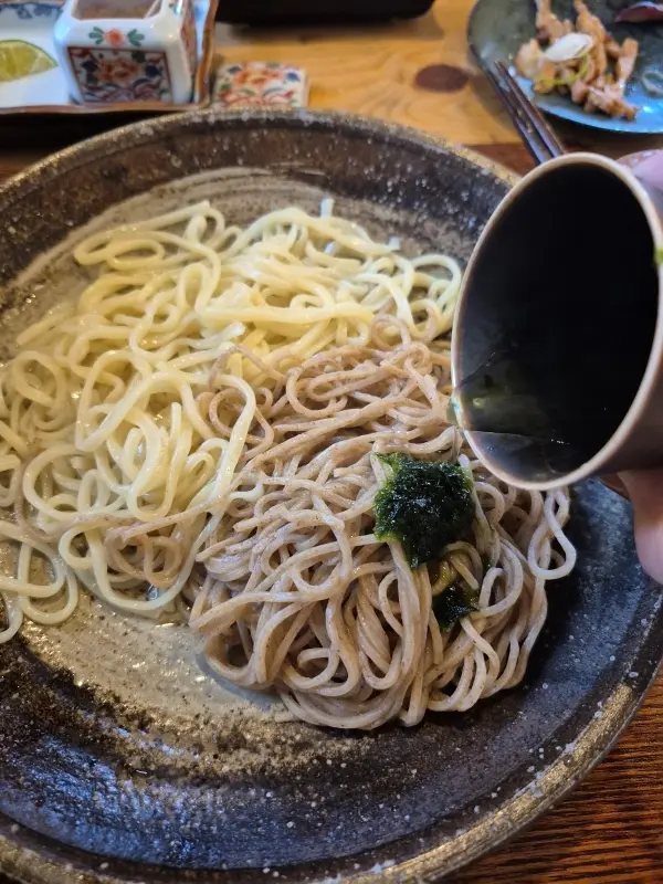 東京都食べログ1位の百名店！ラーメンFeの画像_10