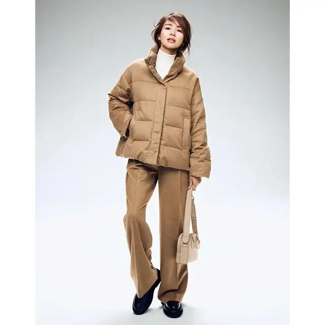 どんな服装にも合う「50代の極上ダウン」今年は短め丈！