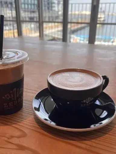 ゼブラコーヒー カフェラテ