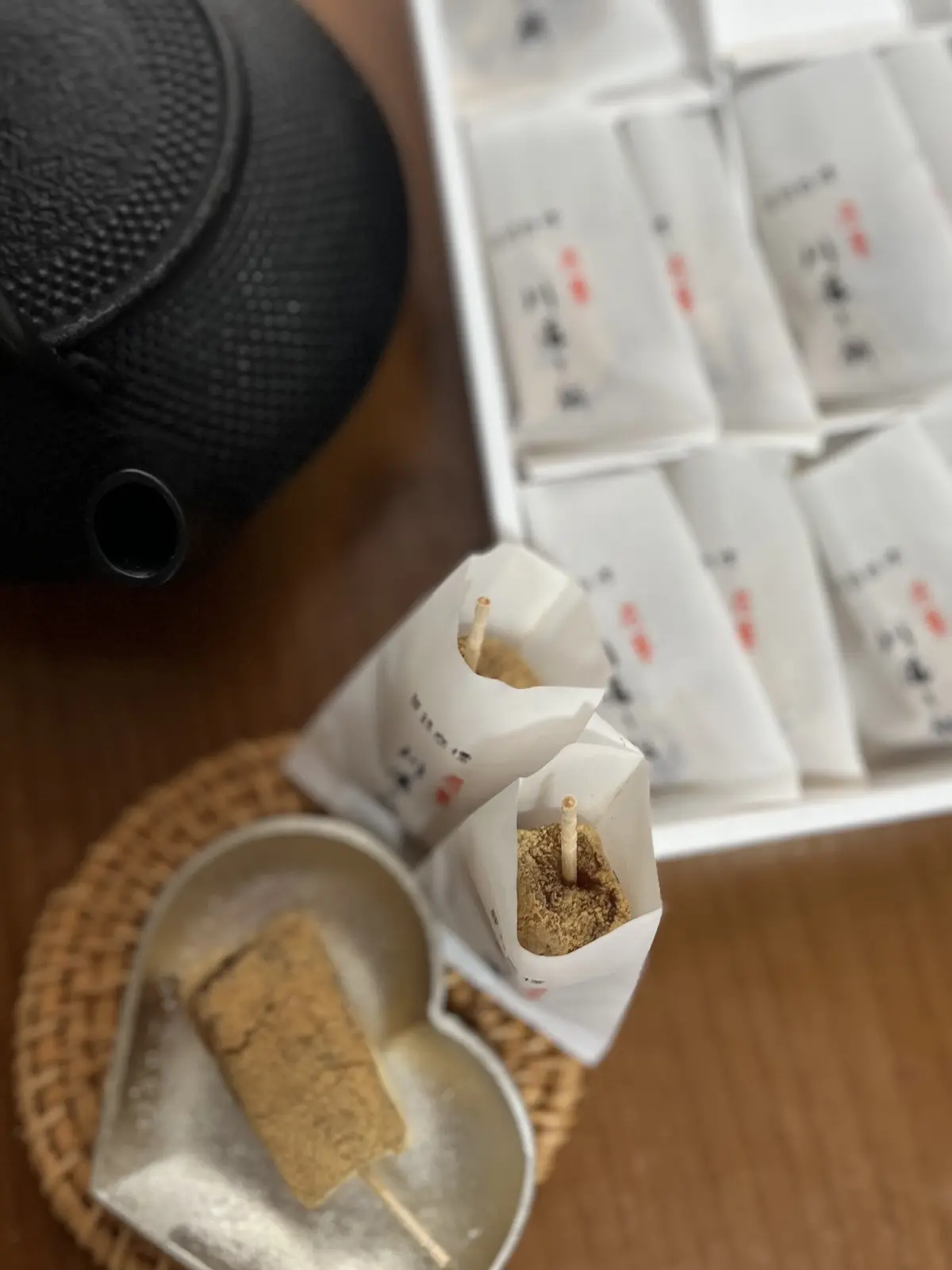 御菓子処　亀屋　～広島銘菓～川通り餅　