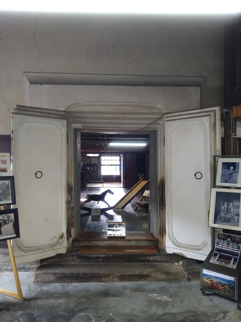 佐藤又六家の内蔵