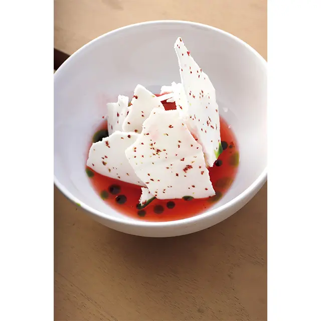 発酵イチゴとバジルオイルで作る「苺、クリーム」￥2,100