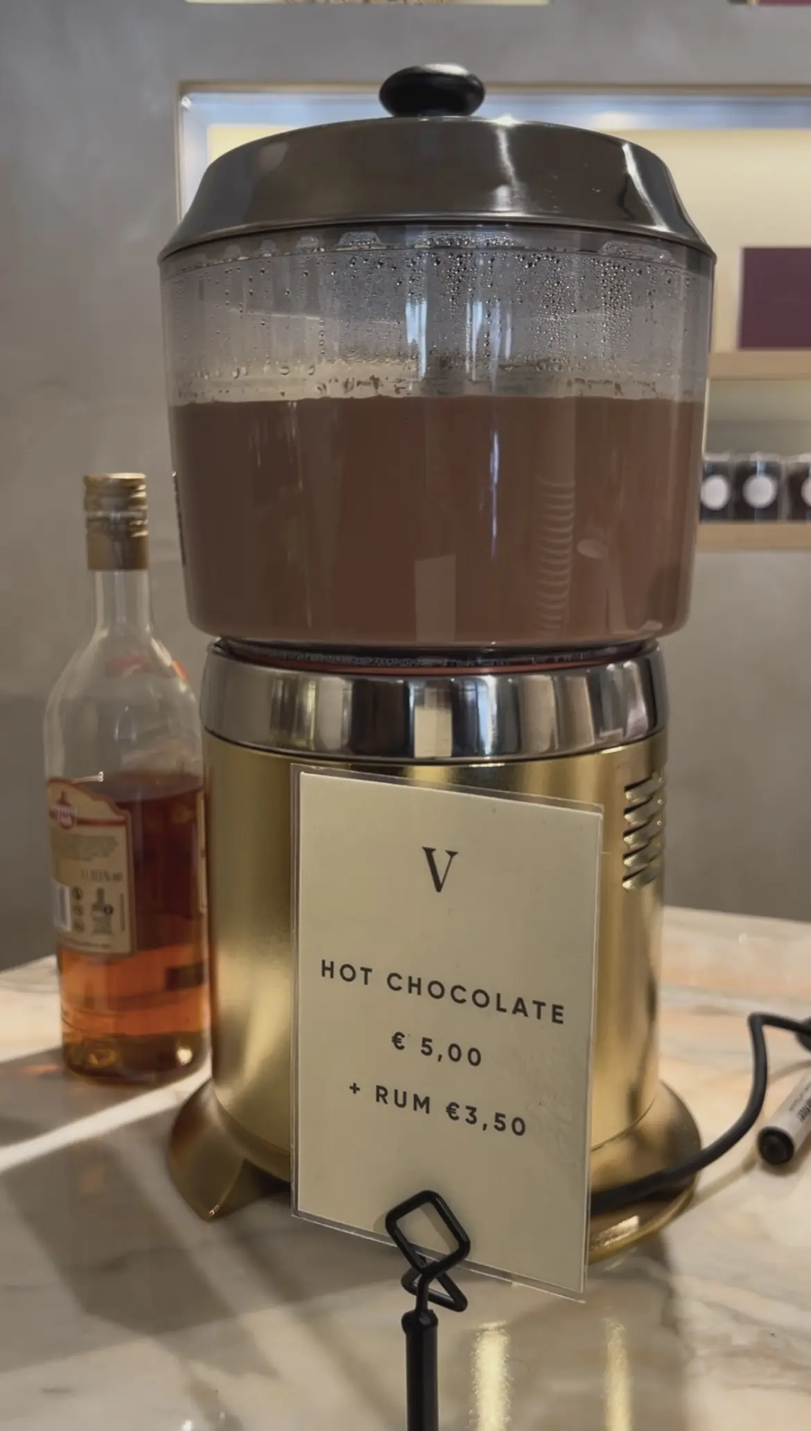 ベルギー　チョコレート　ホットチョコレート