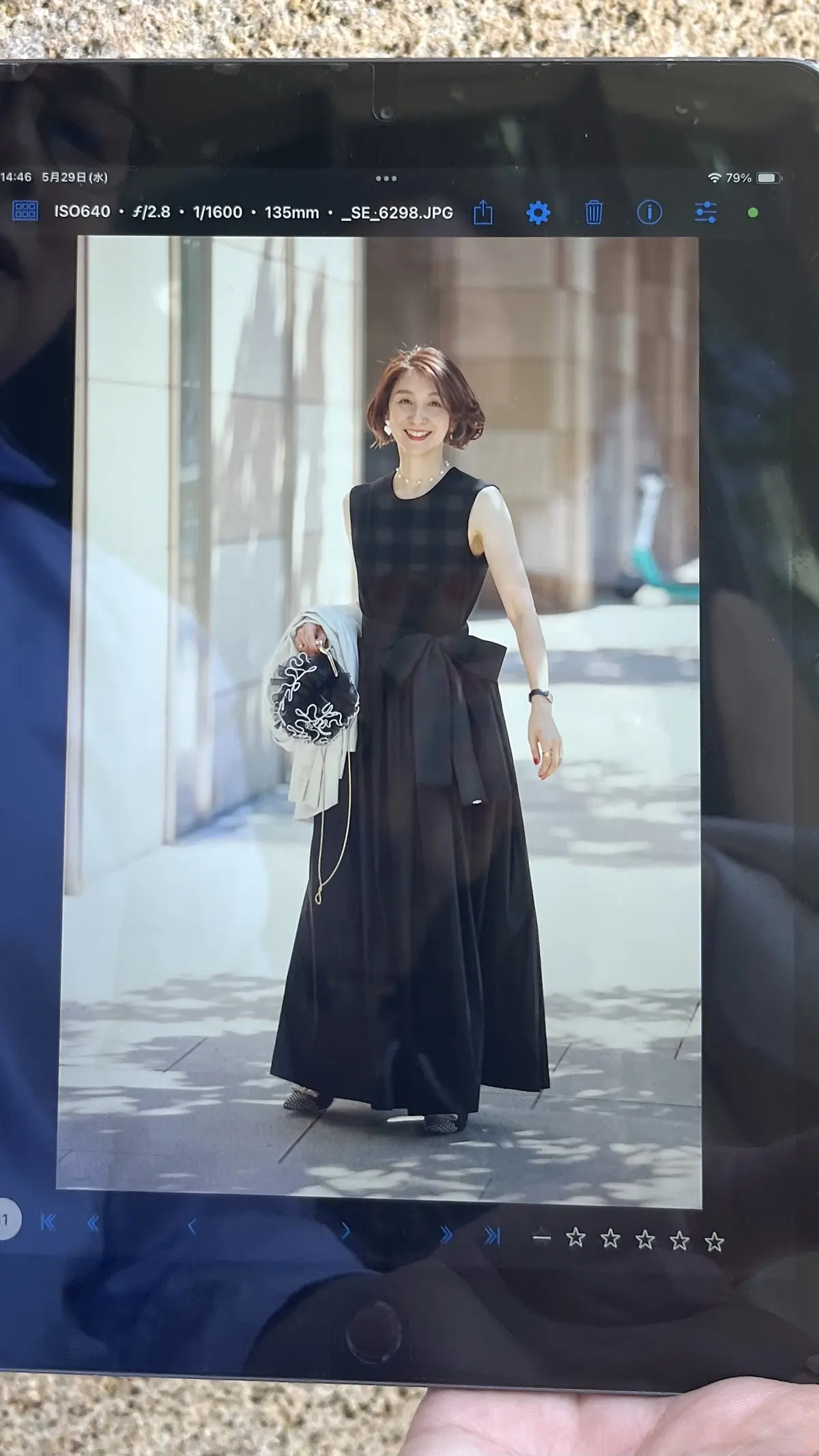 フラットに戻してくれる黒ワンピース。の画像_1