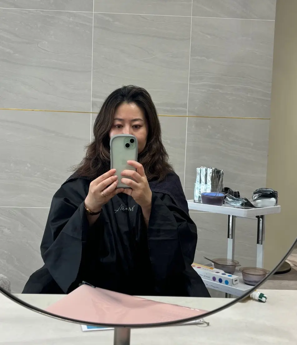 Ms.CHARM　ミズチャーム　ハイライト　白髪ぼかし　ヘアカラー　ヘアチェンジ