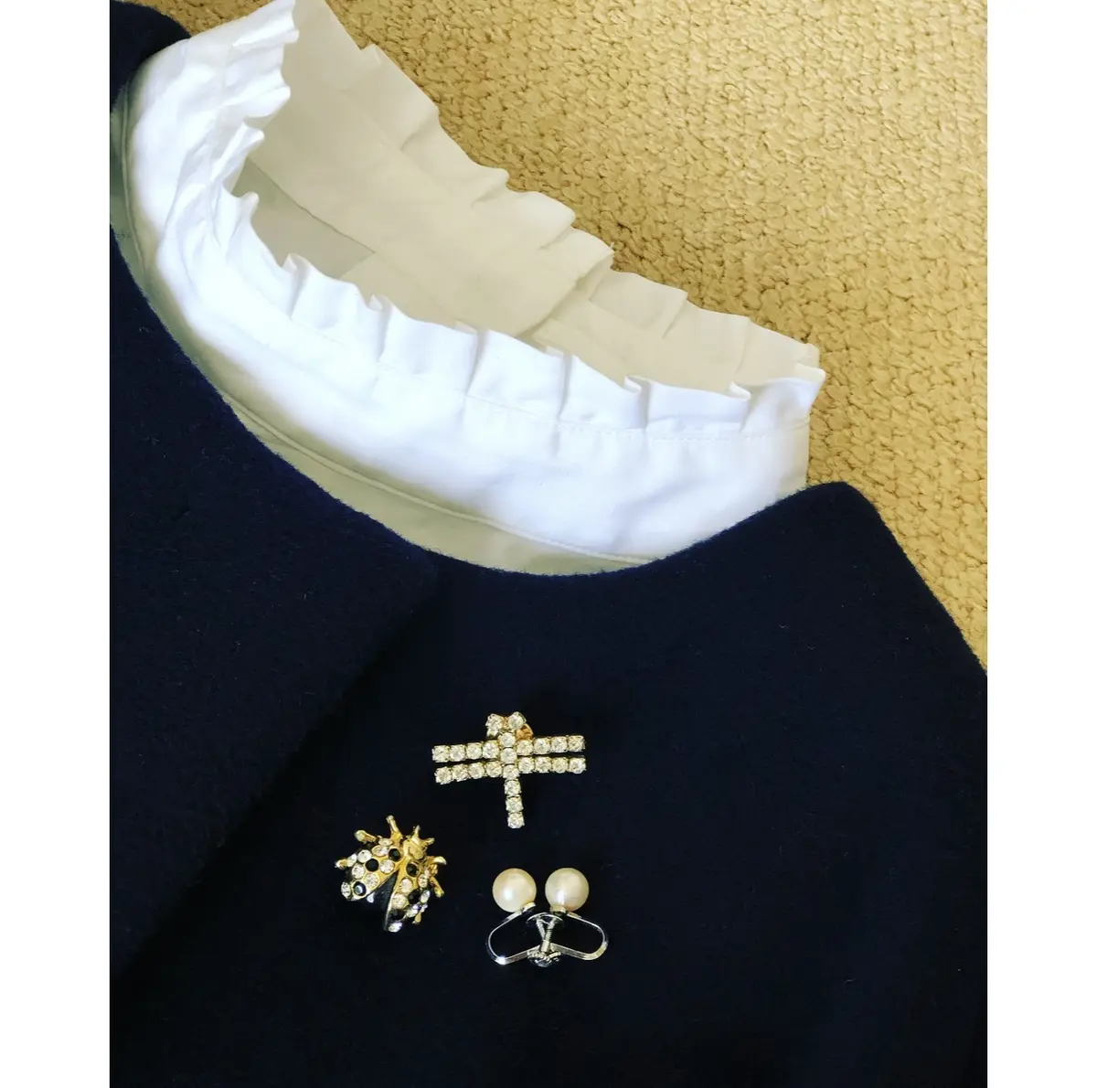 初めてのネイビーコートでフェミニンに。の画像_5