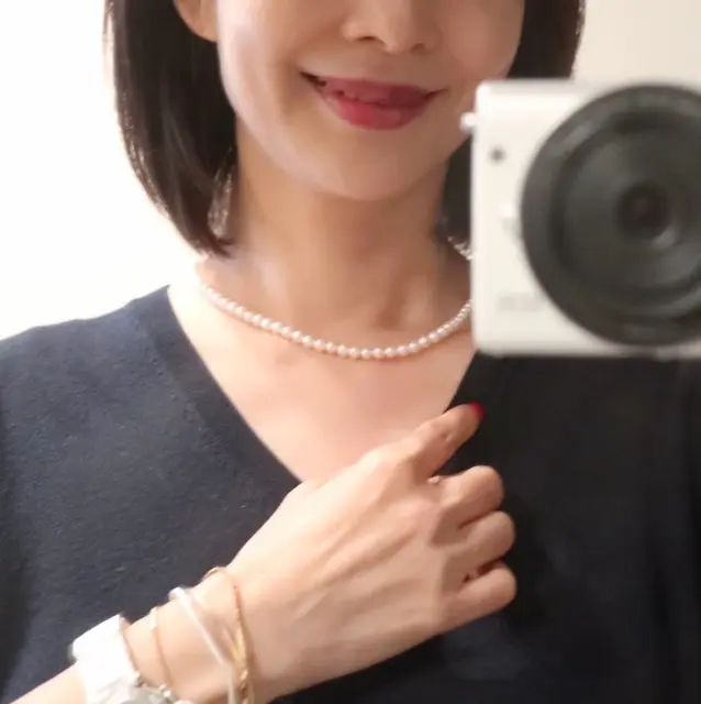 パール　ネックレス　セーター