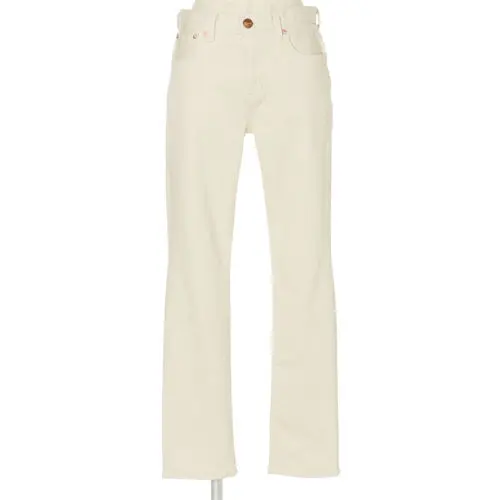 カーディガンやパンツ、真冬の大人を素敵にの画像_3