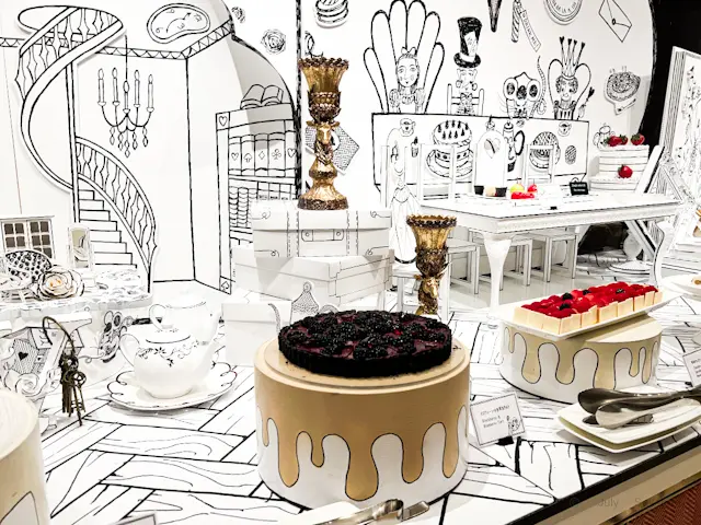 絵本の国のアリス❤️期間限定アフタヌーンの画像_2