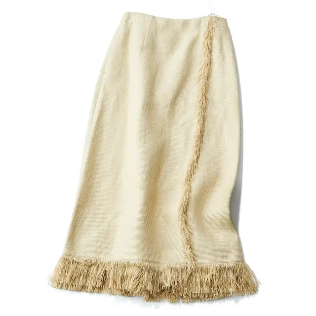 スカート選びのキーワード　ほぼ「タイト」