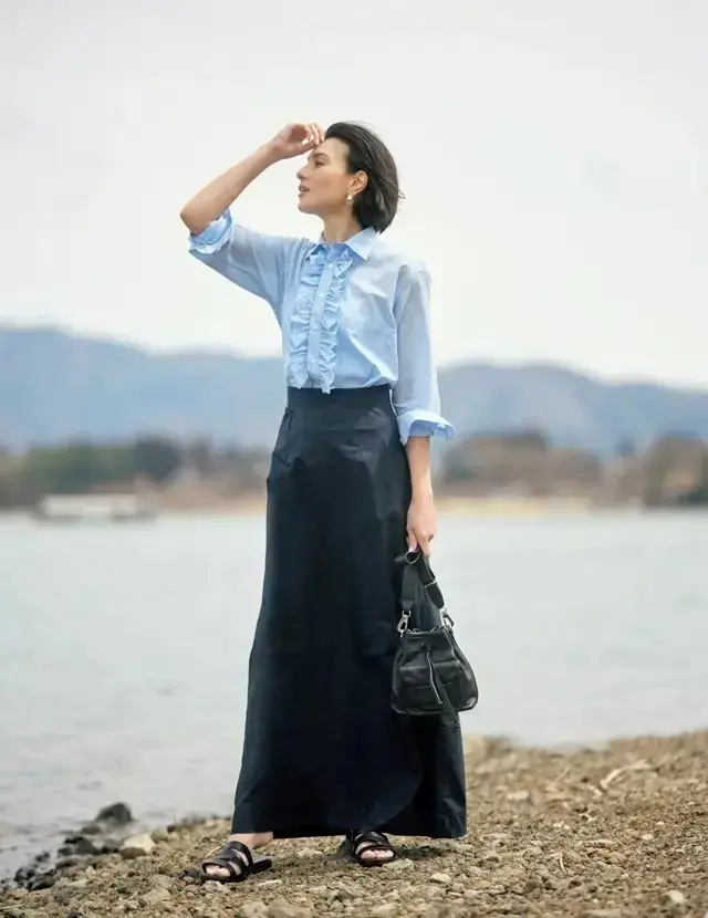 50代が女らしく着映えるシャツ＆ブラウス特集【2024初夏】