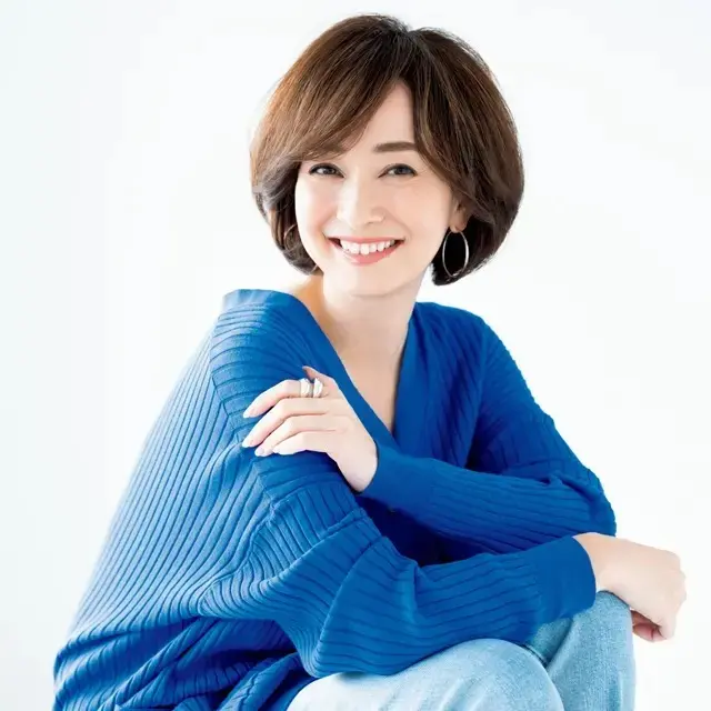 秋から冬へ、髪型もチェンジ！小顔＆若々しい「50代のしゃれ見えショート」27選