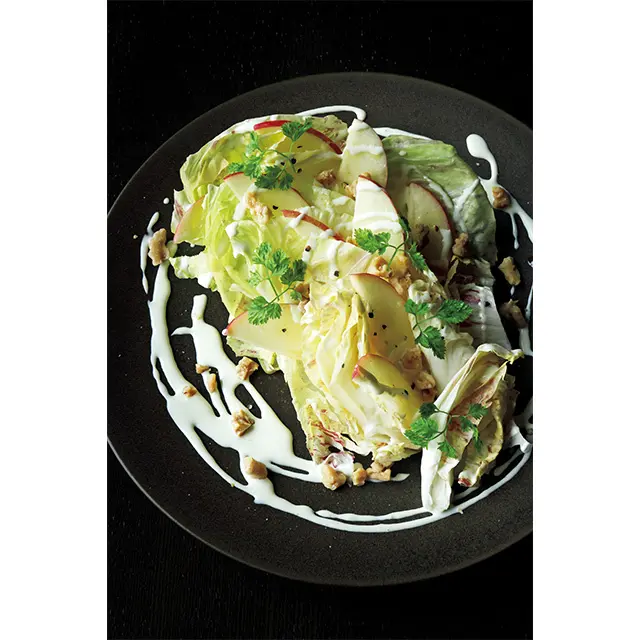 「カステルフランコと林檎のイ ンサラータ ゴルゴンゾーラと胡 桃」￥4,100。