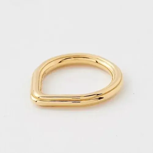 【50代 週末コーデ】艶と抜け感を両立すの画像_11