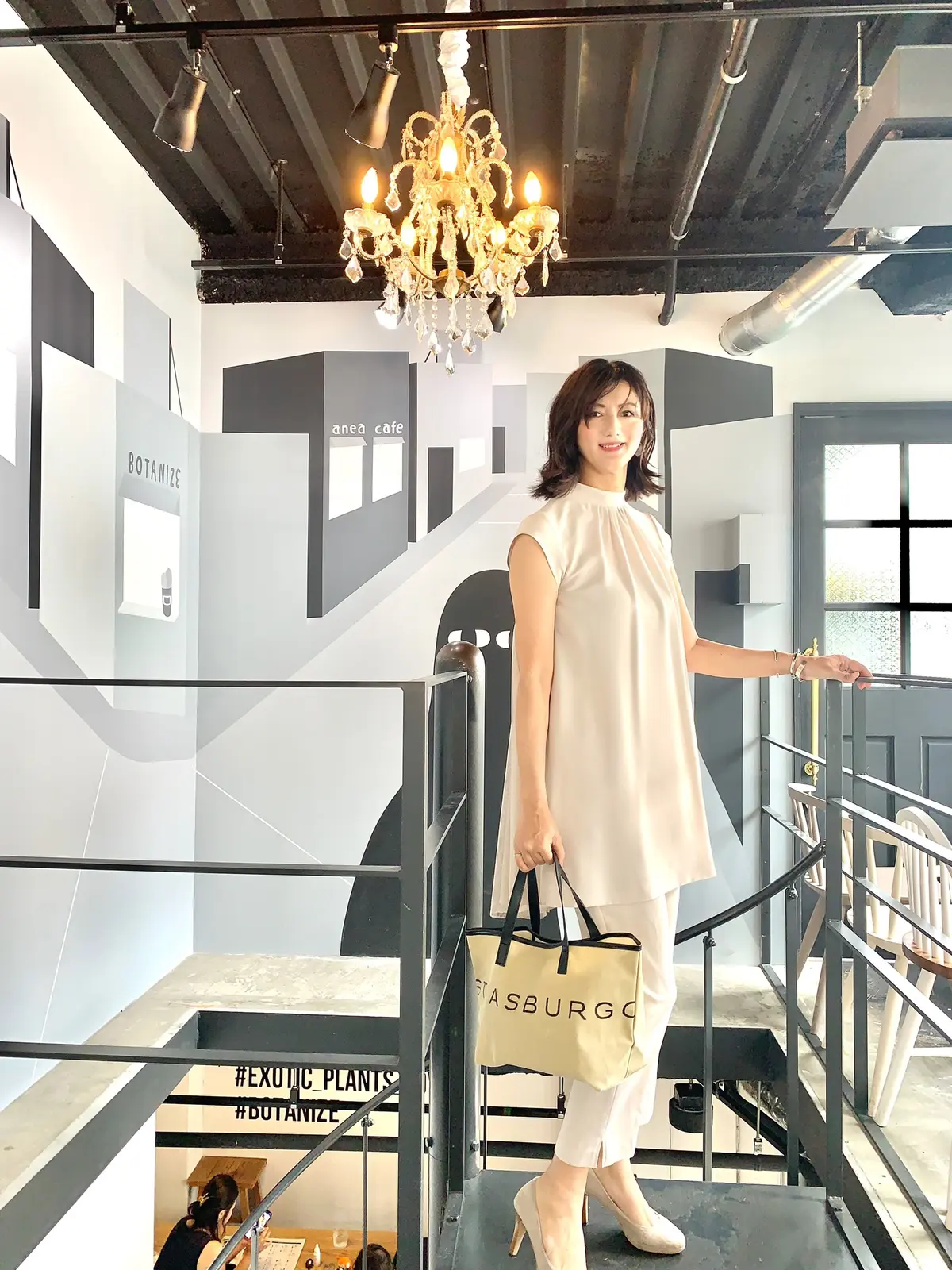 ストラスブルゴトートバックでcafeへ。の画像_2