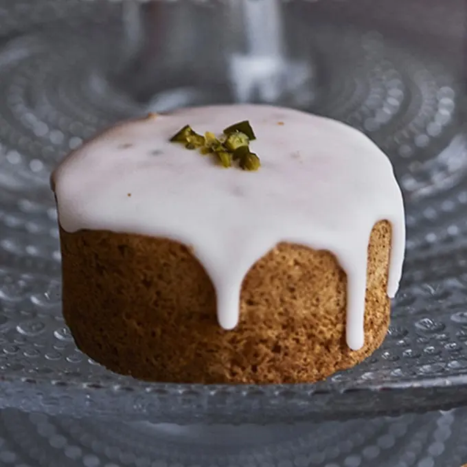 三越英国展レモンピスタチオケーキ