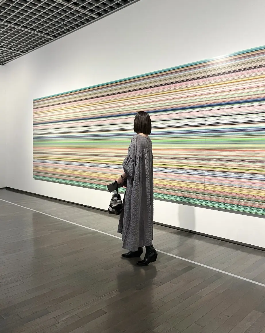 グレーワンピで駆け込みリヒター展。の画像_9