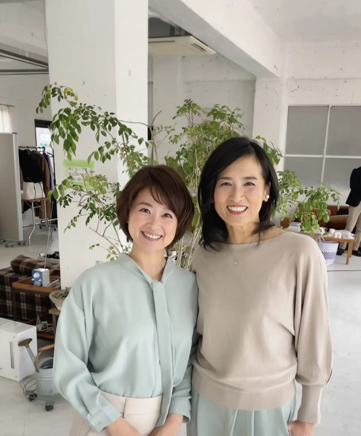 注目カラーの春コーデの画像_2