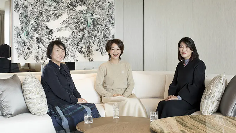 ホテルが好きなアラフィー女子3人