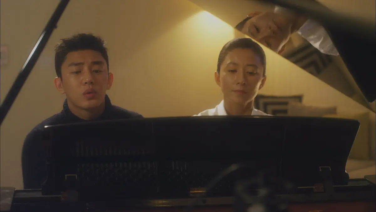 「密会」のキム・ヒエとユ・アイン