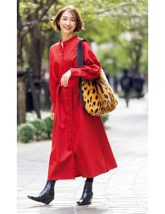 ときどき無性に着たくなる赤。たまに着るからこそまわりからビビッドな反応が！