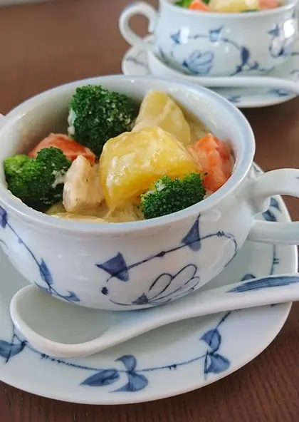 マチルダたっぷりクリームシチュー