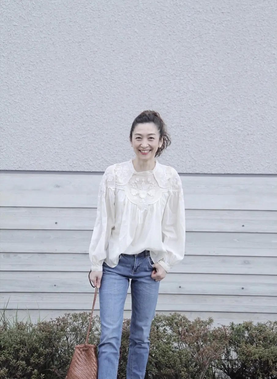 ZARA刺繍レースブラウス＋デニム♡の画像_7