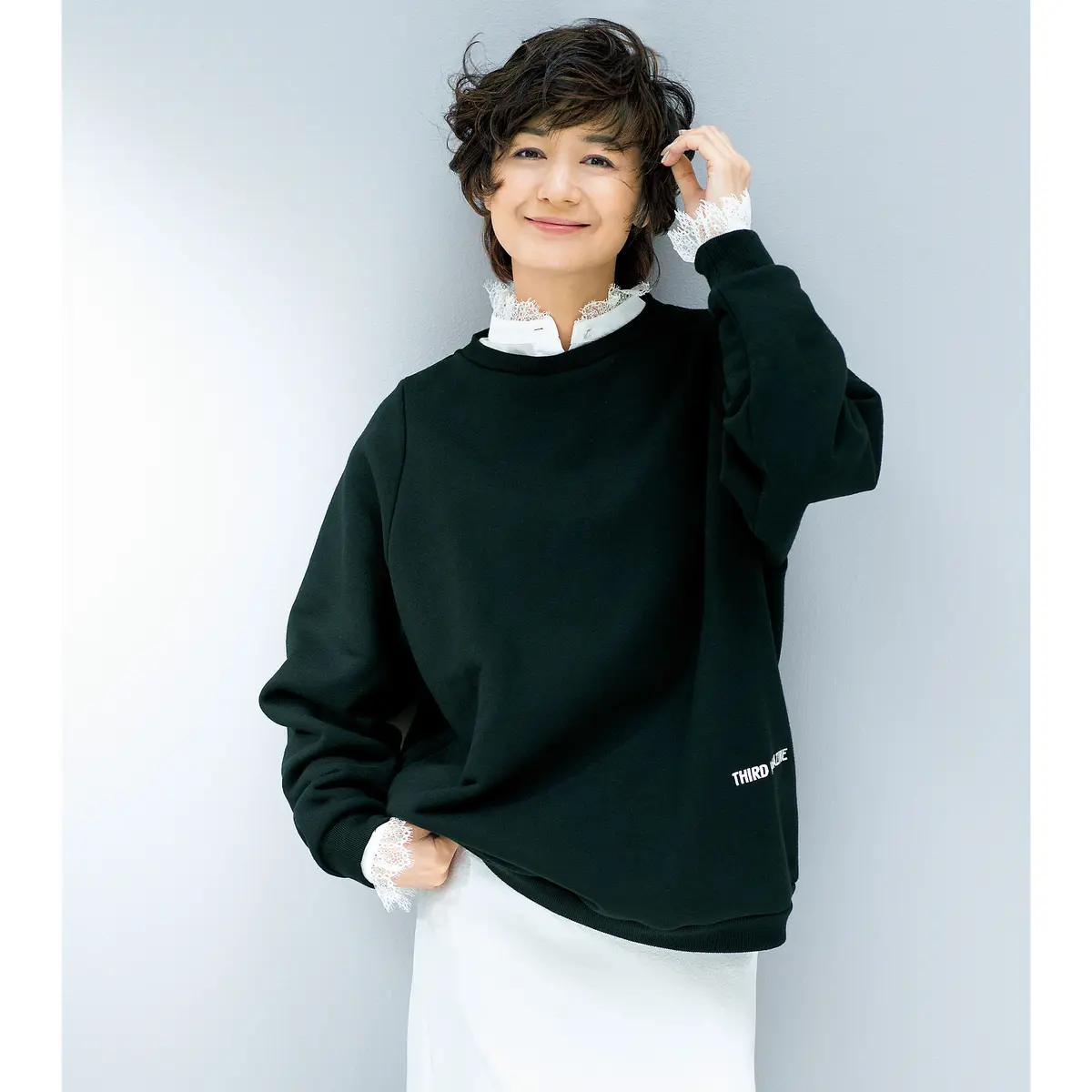 カバーモデル富岡佳子さんが纏う、ダイヤの画像_11