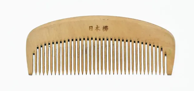 つげ櫛／本人私物