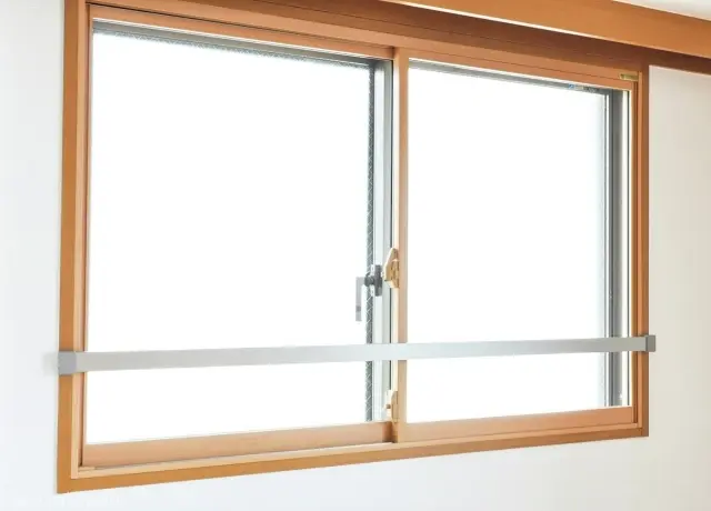 騒音対策で窓を二重サッシに。マンションならではの手続きも（さかぽんさん）