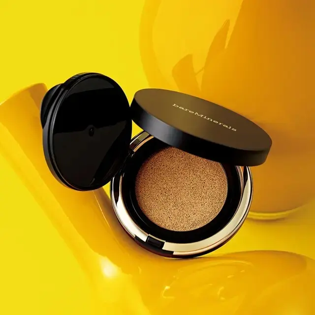 美容ジャーナリスト 小田ユイコさんが指名【ベアミネラル オリジナル ピュア セラム カバーアップ クッション】