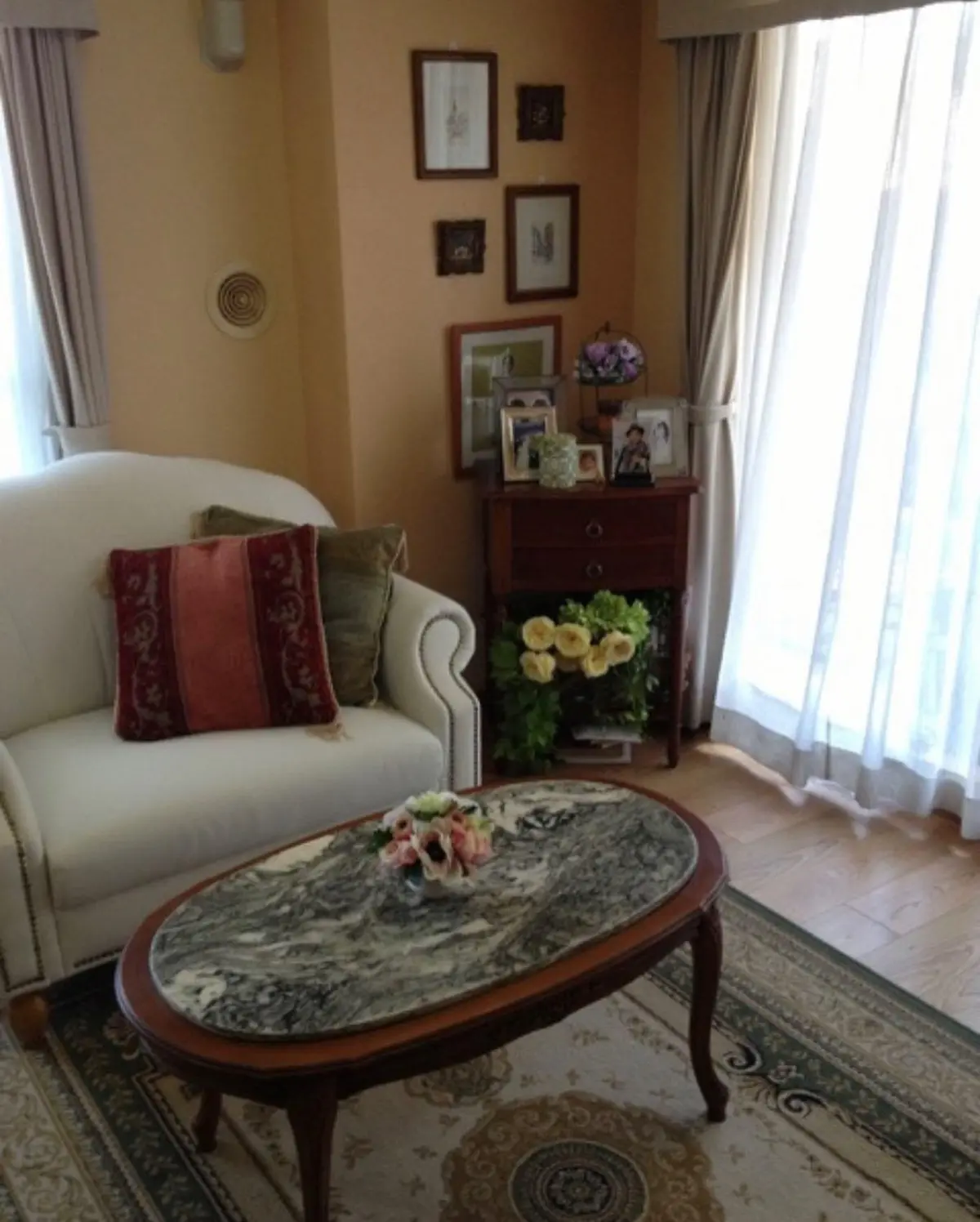 真っ白い壁を部屋ごとに好きな色に！マンシの画像_4