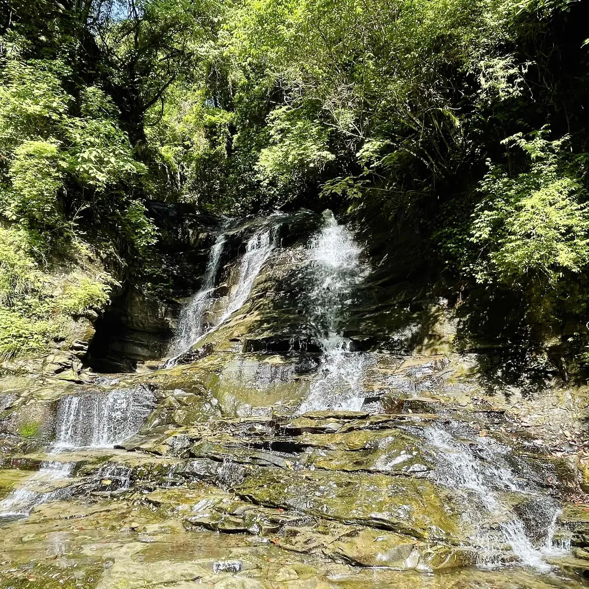 養老渓谷「万代の滝」